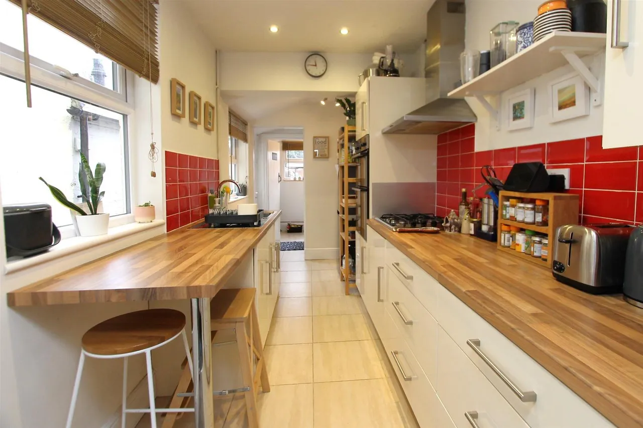Chester Road North, Kidderminster, photo 5