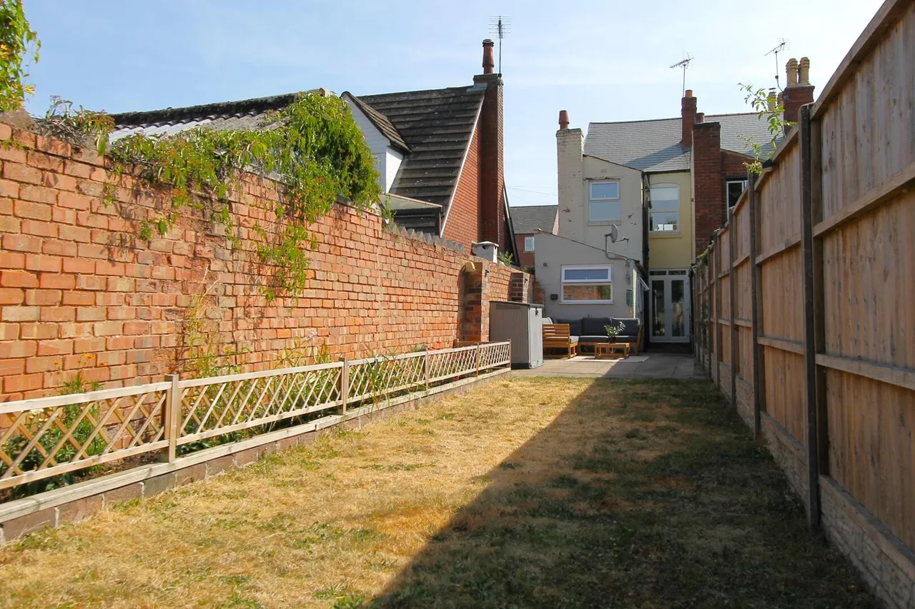 Chester Road North, Kidderminster, photo 17