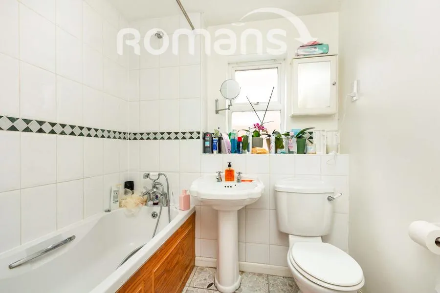 Wood End, Chineham, RG24, photo 8