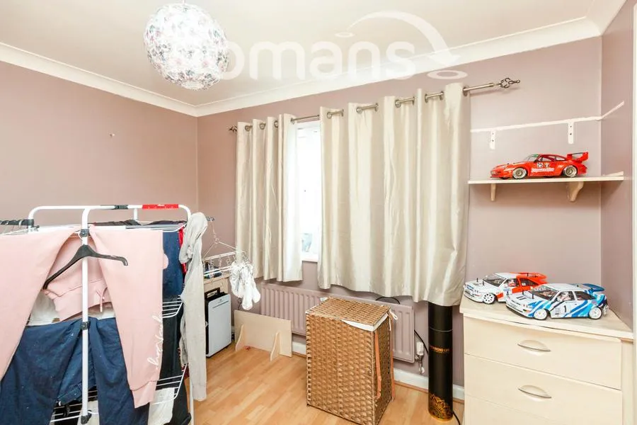Wood End, Chineham, RG24, photo 7