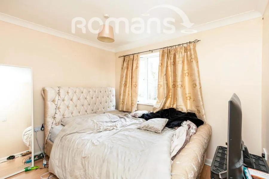 Wood End, Chineham, RG24, photo 5