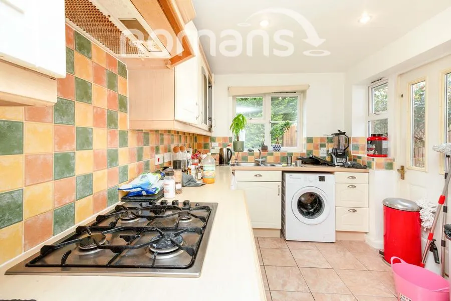 Wood End, Chineham, RG24, photo 3