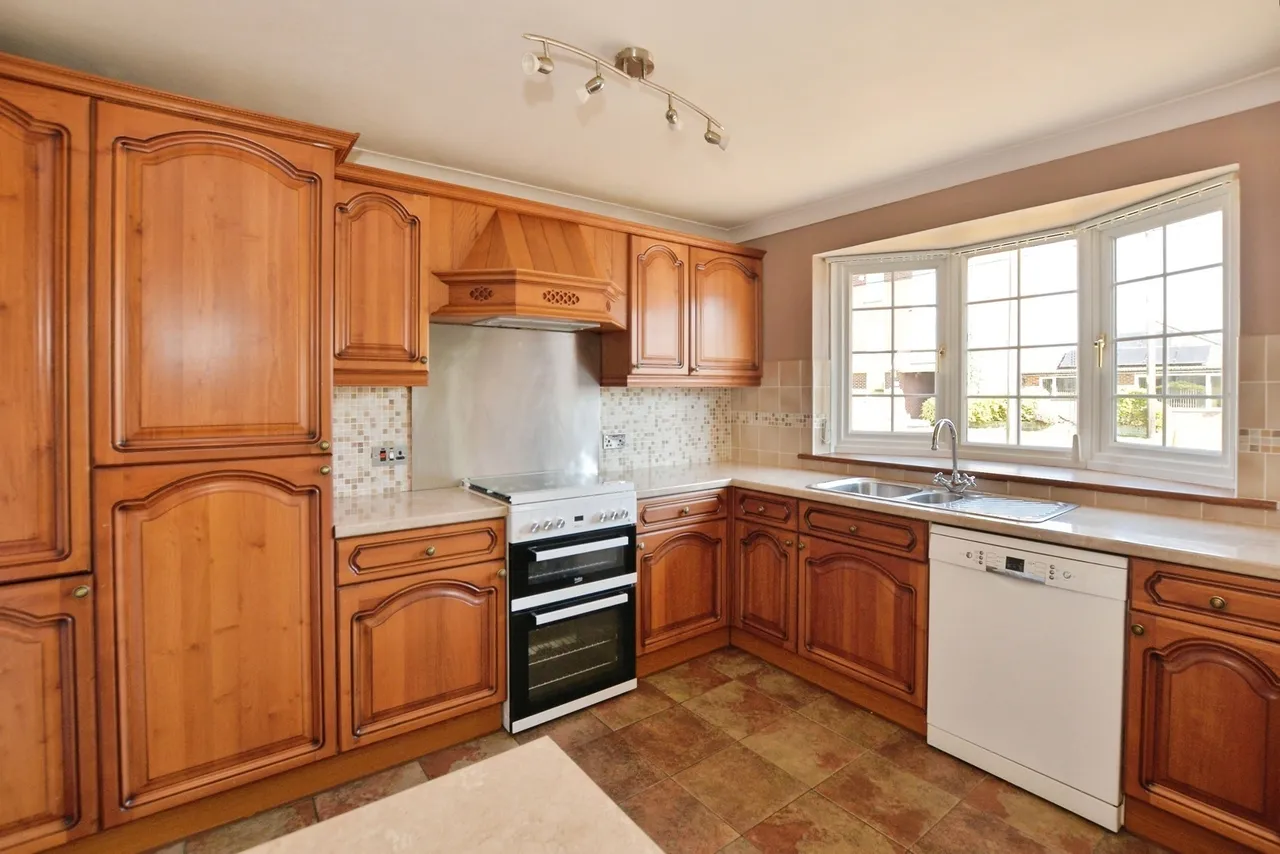 St. Nicholas Road, Littlestone, New Romney, Kent, TN28, photo 4