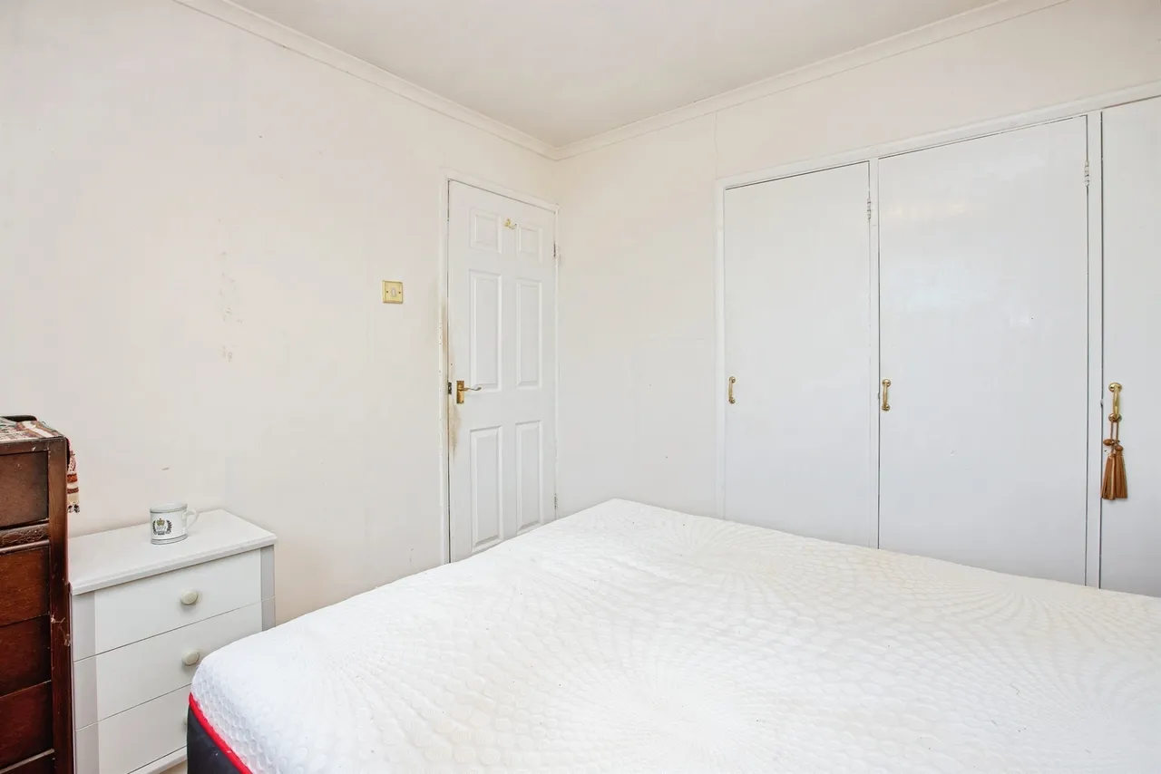 Normanton Avenue, Alfreton, DE55, photo 8