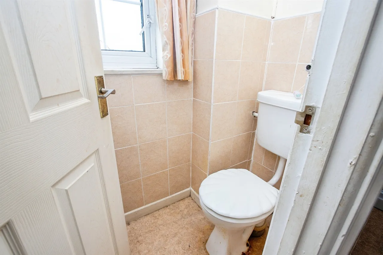 Normanton Avenue, Alfreton, DE55, photo 12