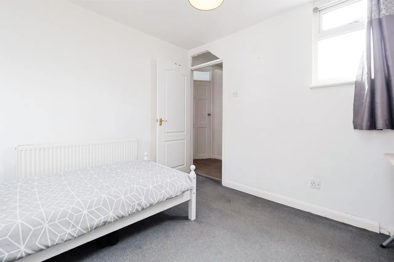 Betterton Road, Rainham, photo 11
