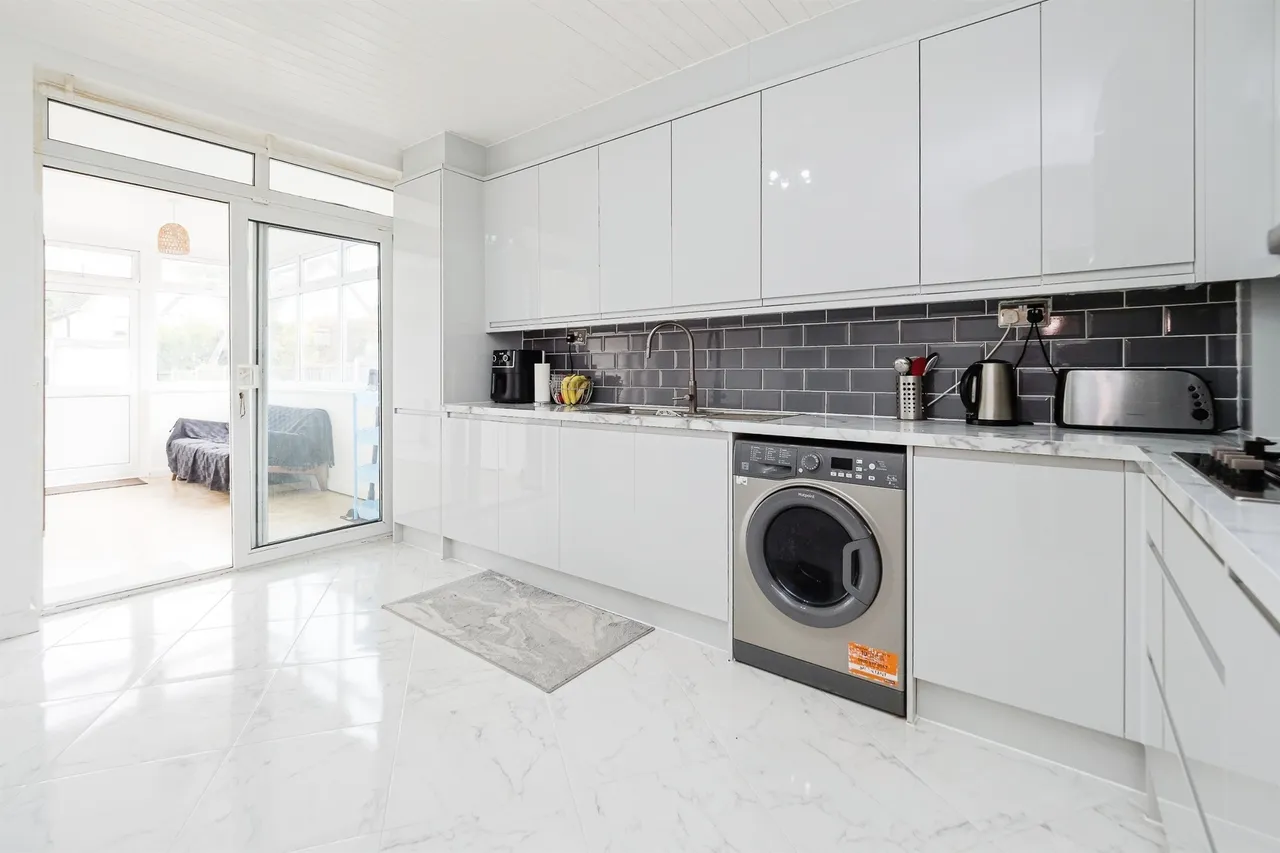 Betterton Road, Rainham, photo 5