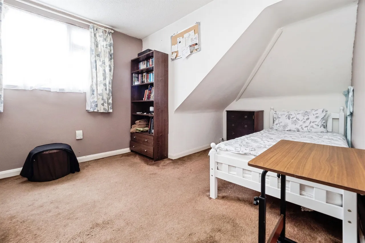 Betterton Road, Rainham, photo 12