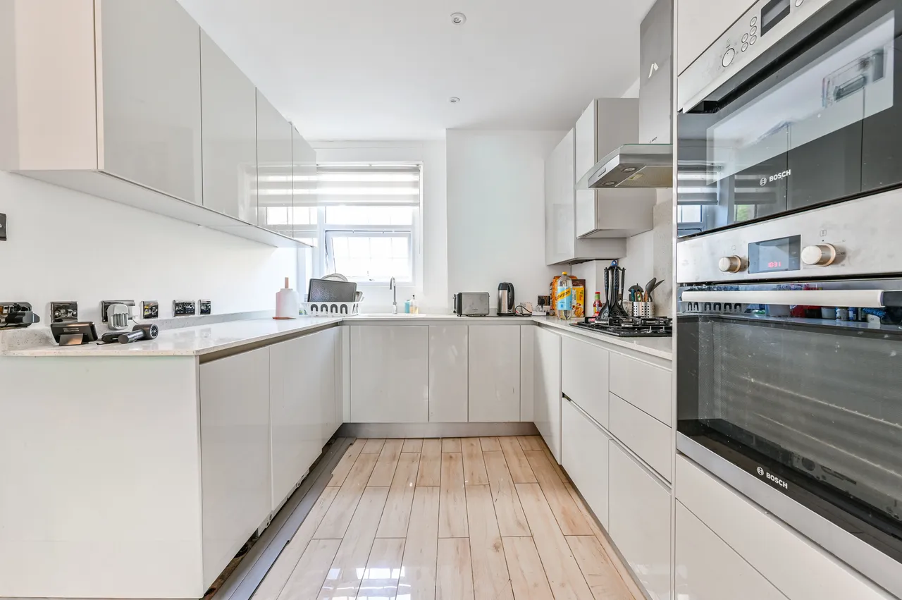 38a Mornington Crescent, London, photo 4