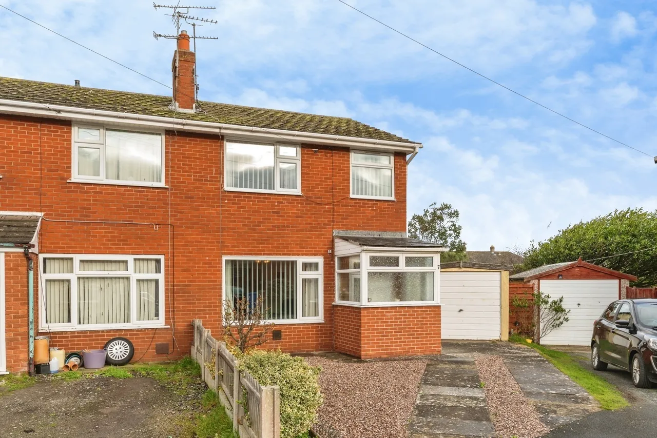 Coventry Grove, Prestatyn, LL19, photo 22