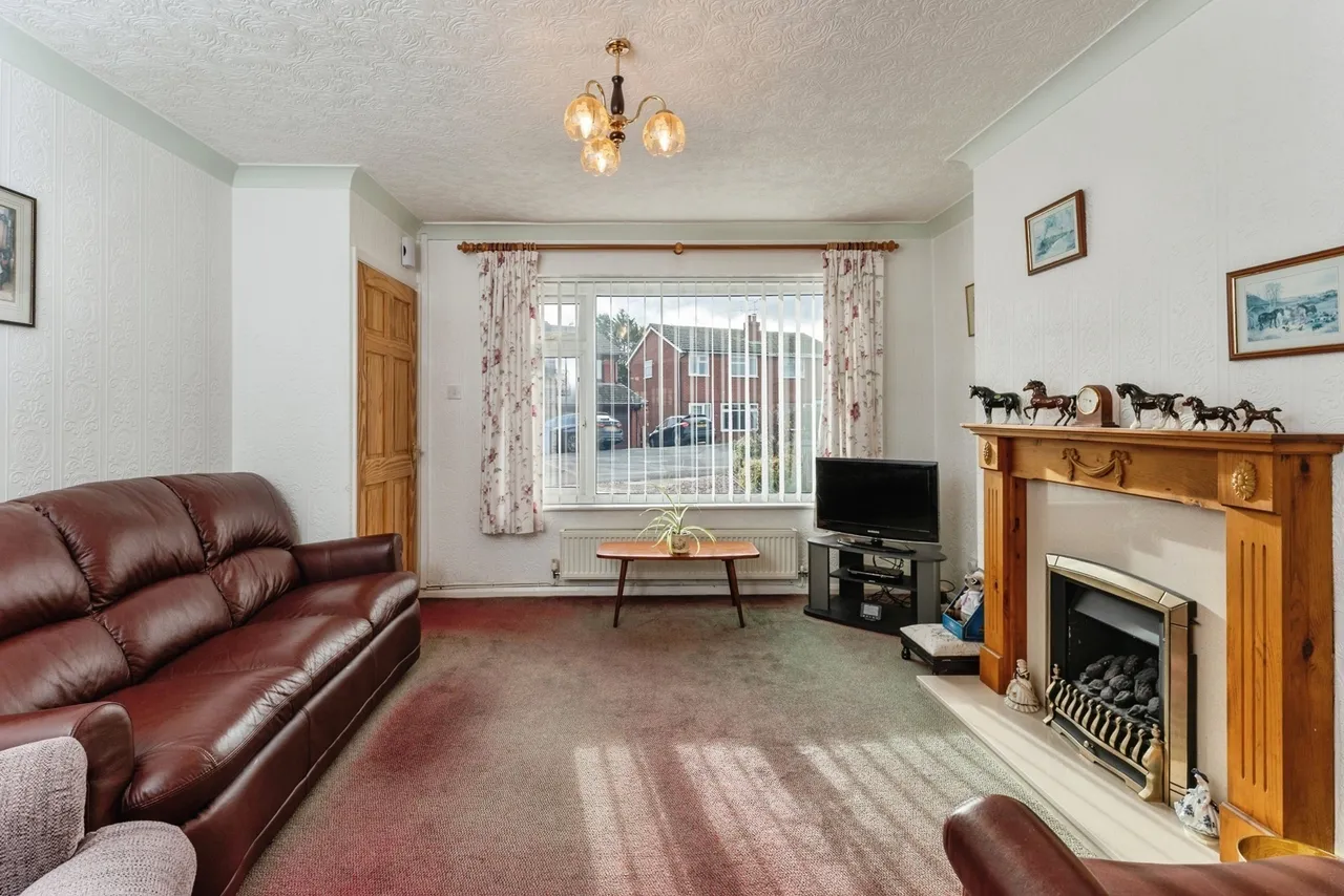 Coventry Grove, Prestatyn, LL19, photo 4