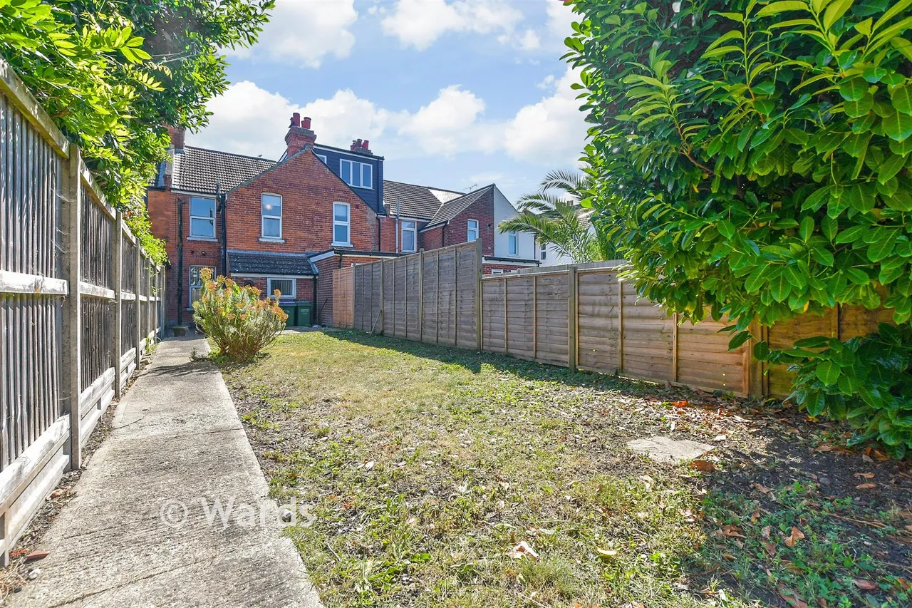 Frampton Road, Hythe, CT21, photo 16