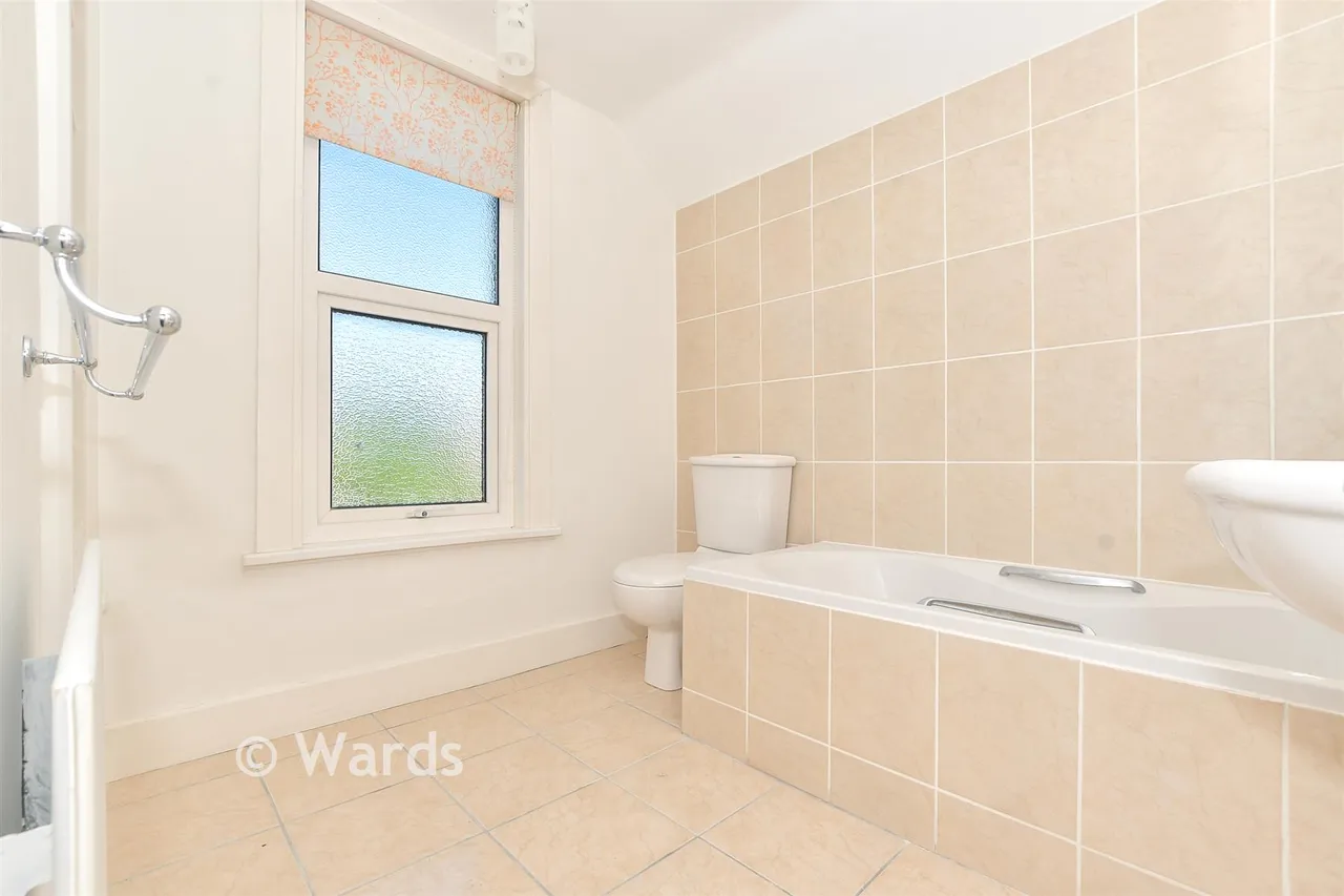 Frampton Road, Hythe, CT21, photo 7