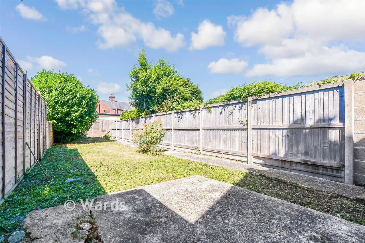 Frampton Road, Hythe, CT21, photo 2