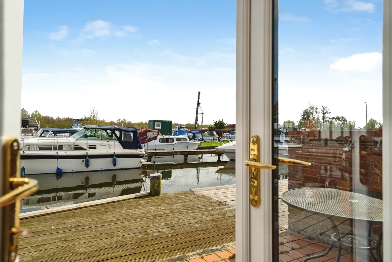 Ferry Road, Horning, Norwich, Norfolk, NR12, photo 9