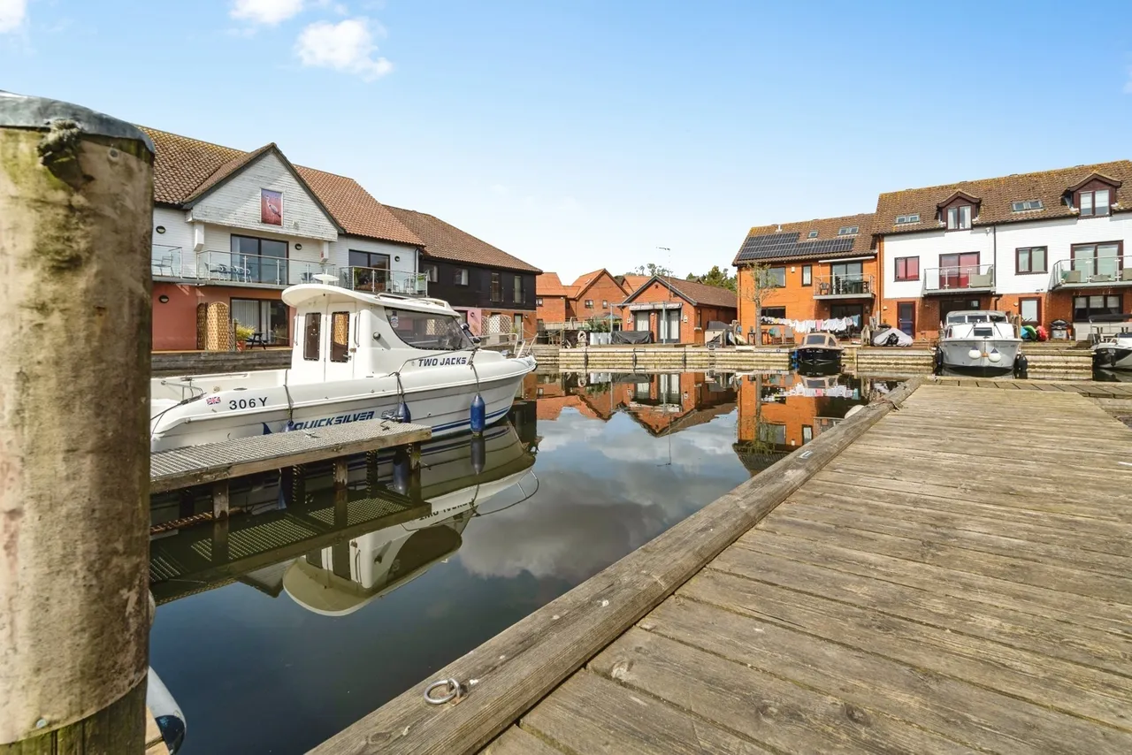 Ferry Road, Horning, Norwich, Norfolk, NR12, photo 15
