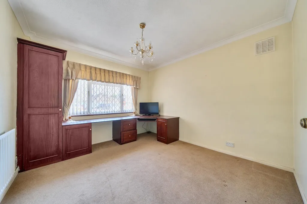 Pondfield Road, Hayes, photo 9