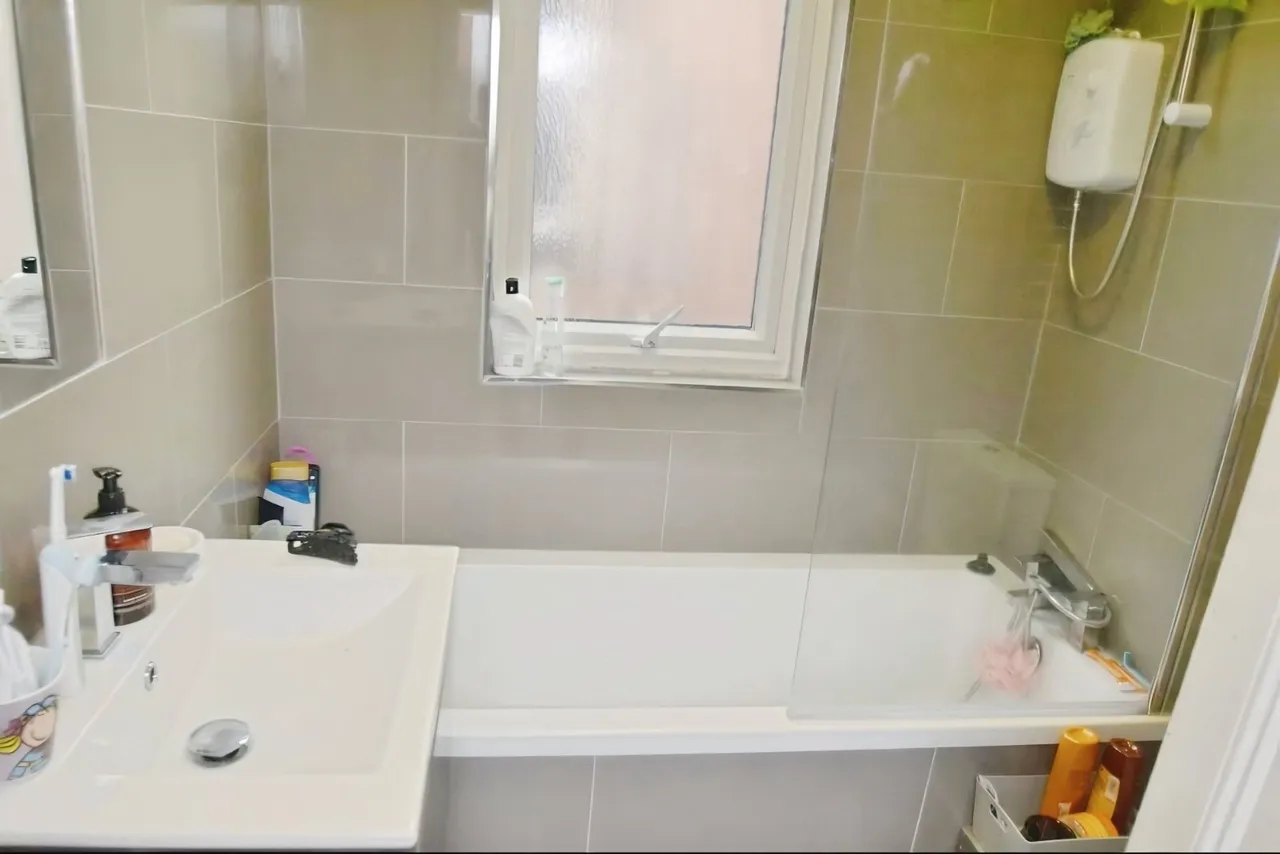 Linden Grove, Manchester, M14, photo 15
