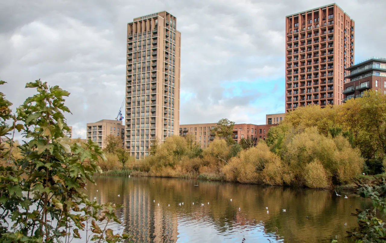 Moorhen Drive, NW9, photo 9