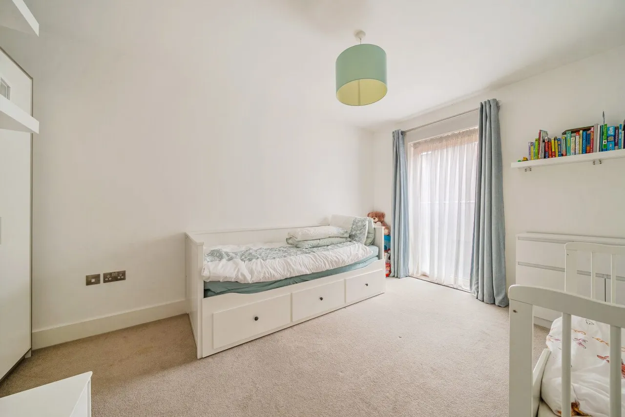 Vinery Way, Hammersmith, London, W6, photo 11