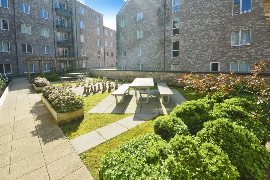 with 1 bedroom in Bishop's Stortford, CM23, photo 9