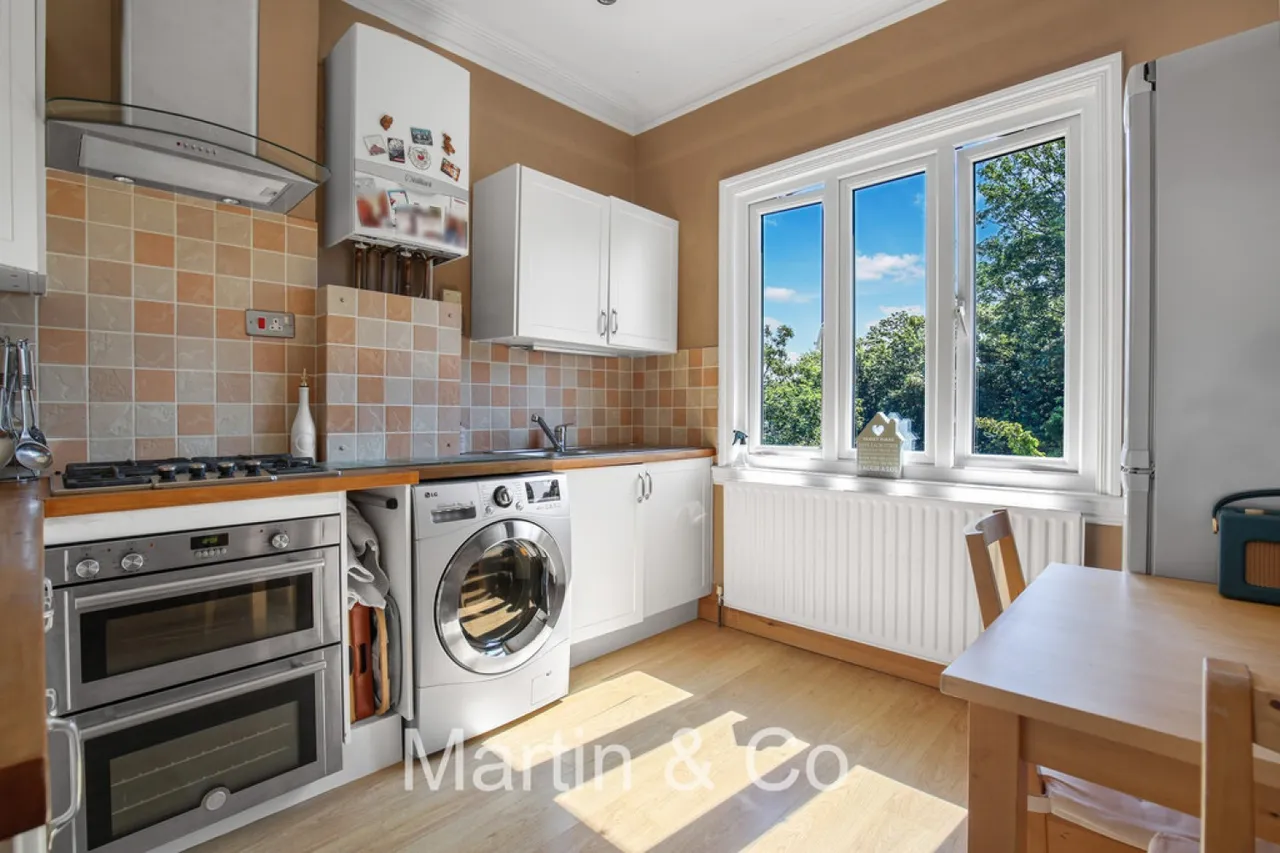 Blenheim Park Road, South Croydon, CR2, photo 2