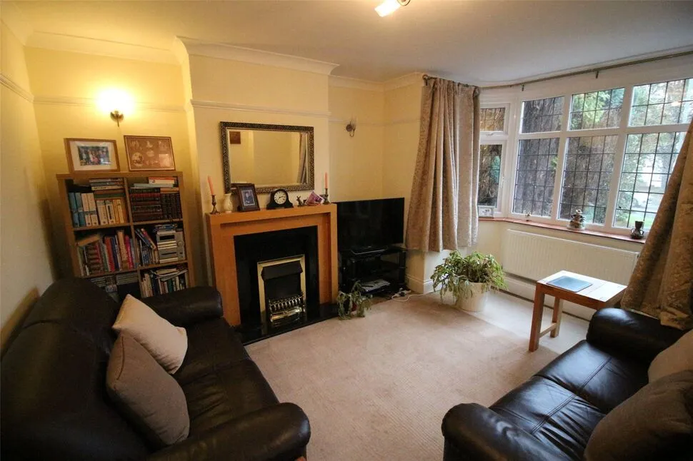Spur Road, Orpington, BR6, photo 2