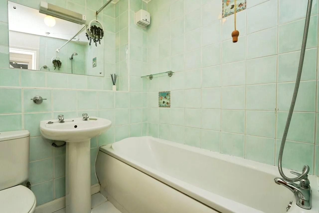 The Park, Cheltenham, GL50, photo 7