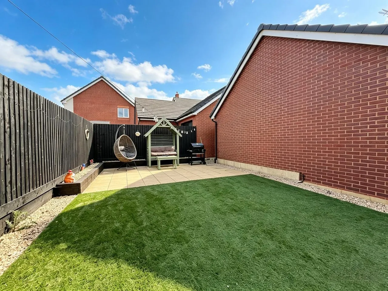 Saxon Close, Swindon, Wiltshire, SN4 0GF, photo 5
