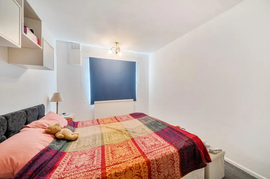 Elmshurst Crescent, London, N2, photo 12