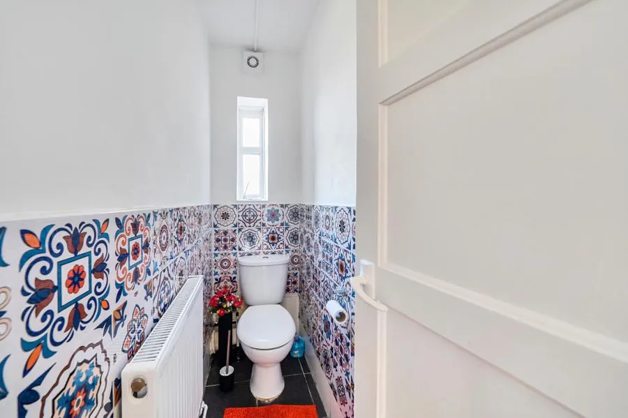 Elmshurst Crescent, London, N2, photo 17