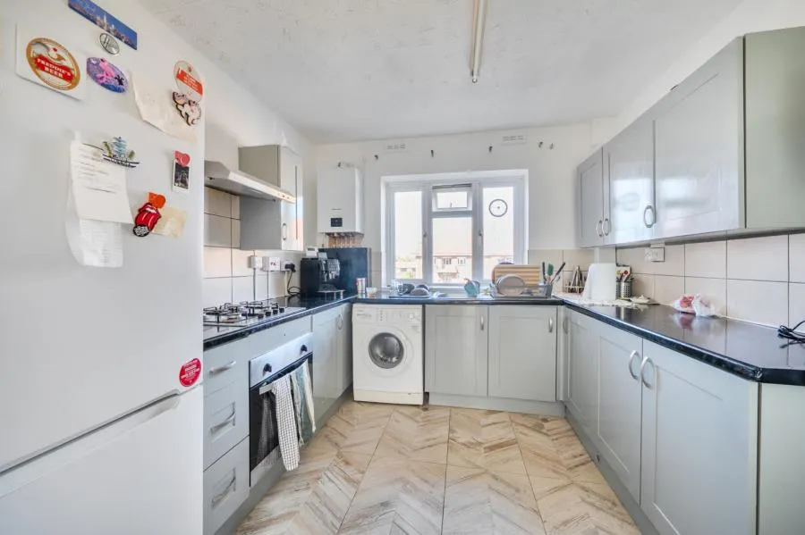 Elmshurst Crescent, London, N2, photo 6