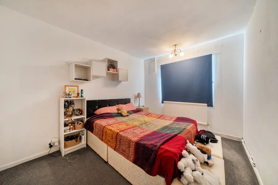 Elmshurst Crescent, London, N2, photo 11