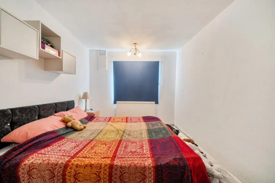 Elmshurst Crescent, London, N2, photo 9