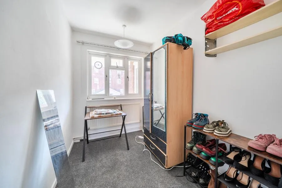 Elmshurst Crescent, London, N2, photo 16