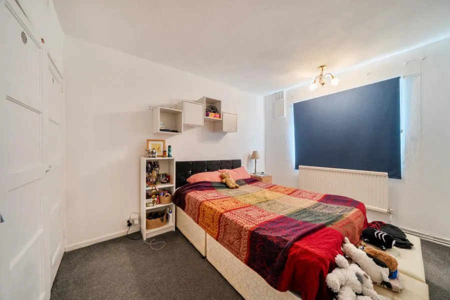 Elmshurst Crescent, London, N2, photo 10