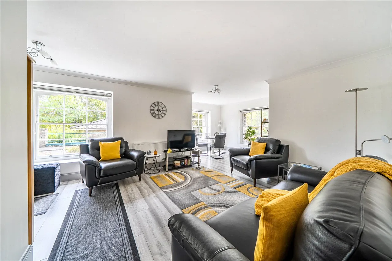 Royal Herbert Pavilions, Gilbert Close, Shooters Hill, London, SE18, photo 10