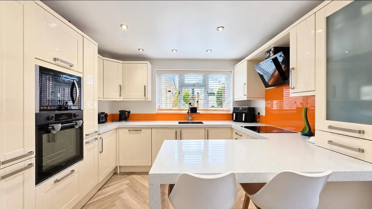 Holtwood Road, Plymouth, PL6, photo 7