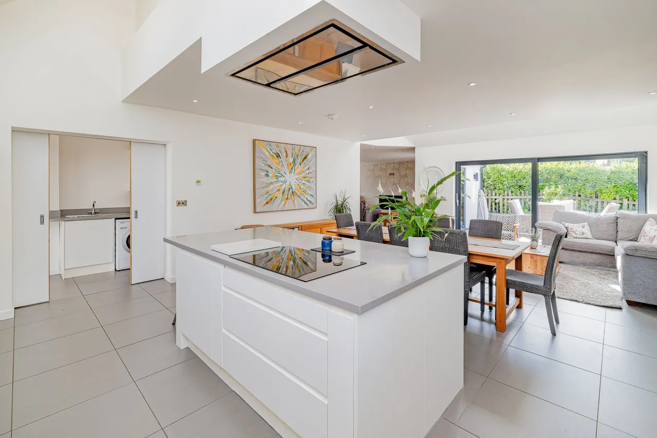 Cilcain Road, Pantymwyn, CH7, photo 6