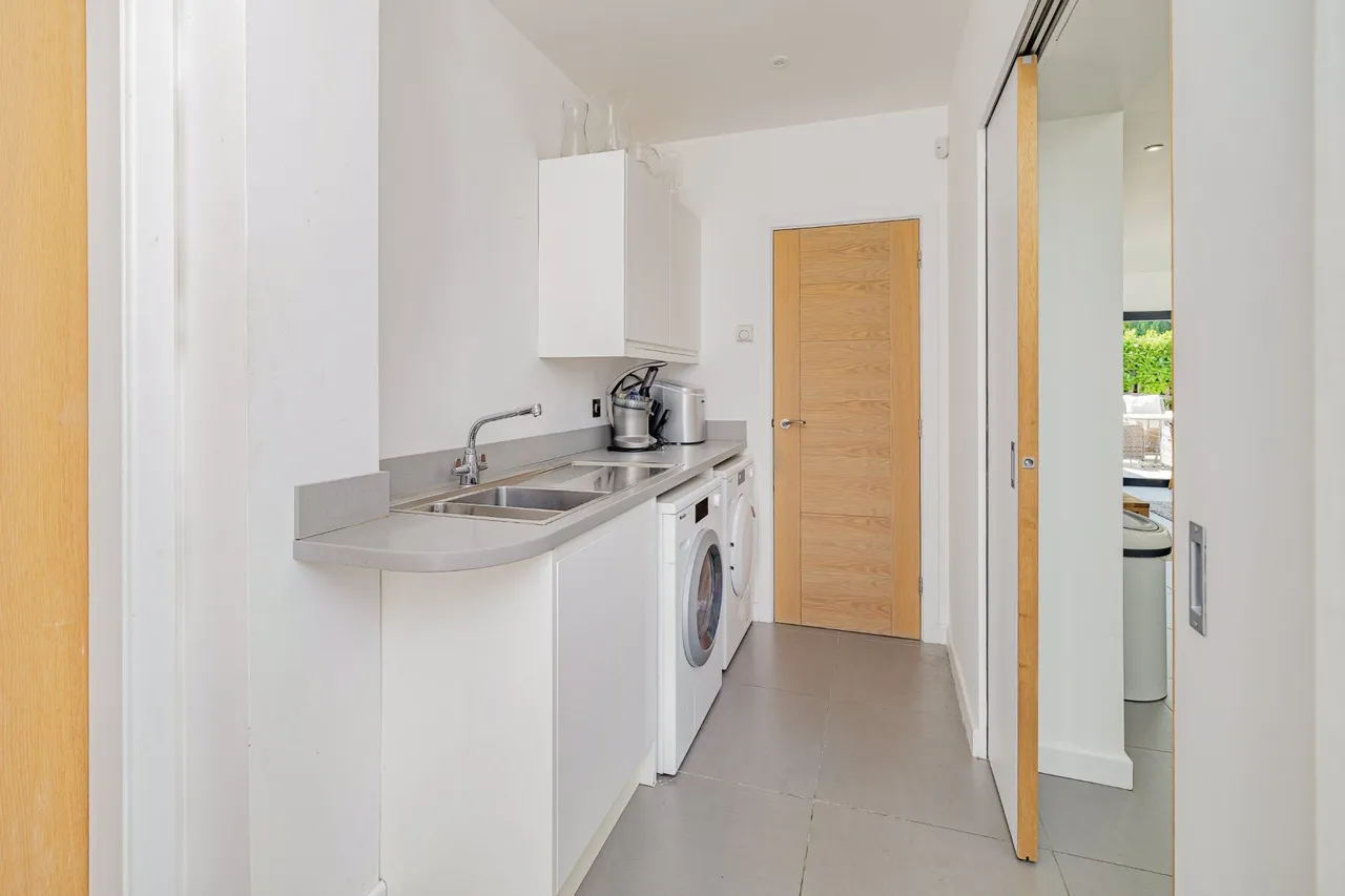 Cilcain Road, Pantymwyn, CH7, photo 8