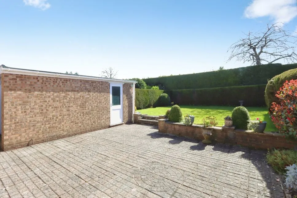 Elgin Close, Chesterfield, S40, photo 11