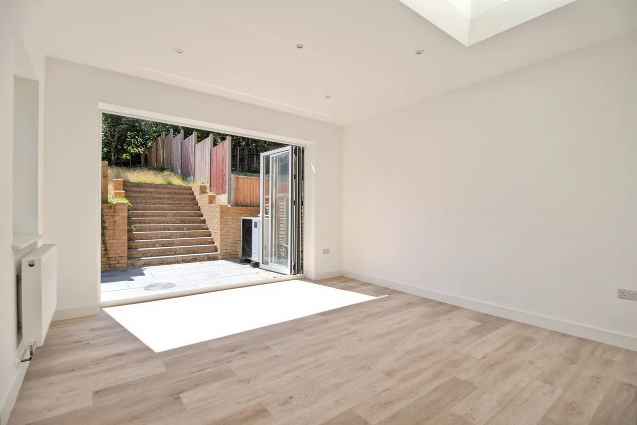 Mount Nod Close, London, SE18, photo 17