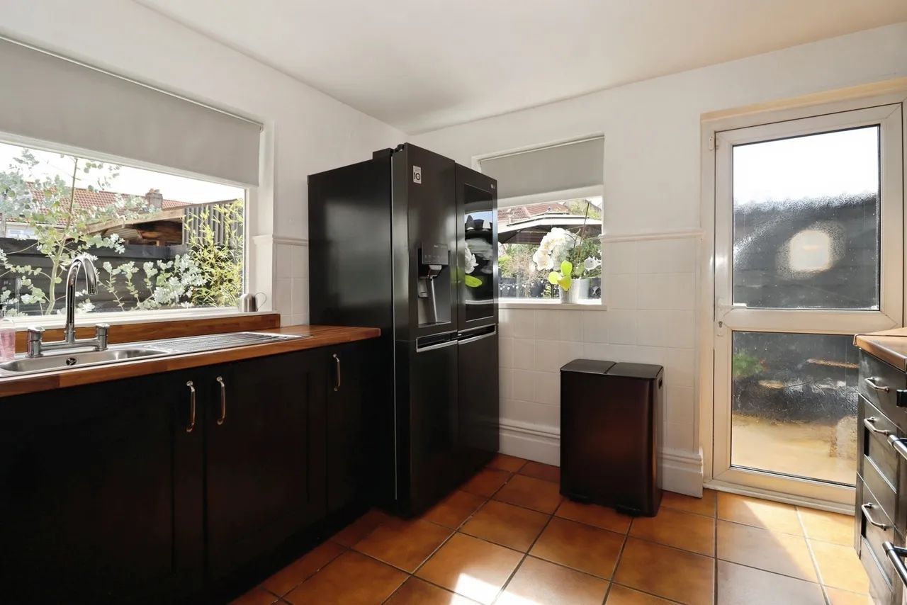 Staple Hill Road, Bristol, BS16, photo 8