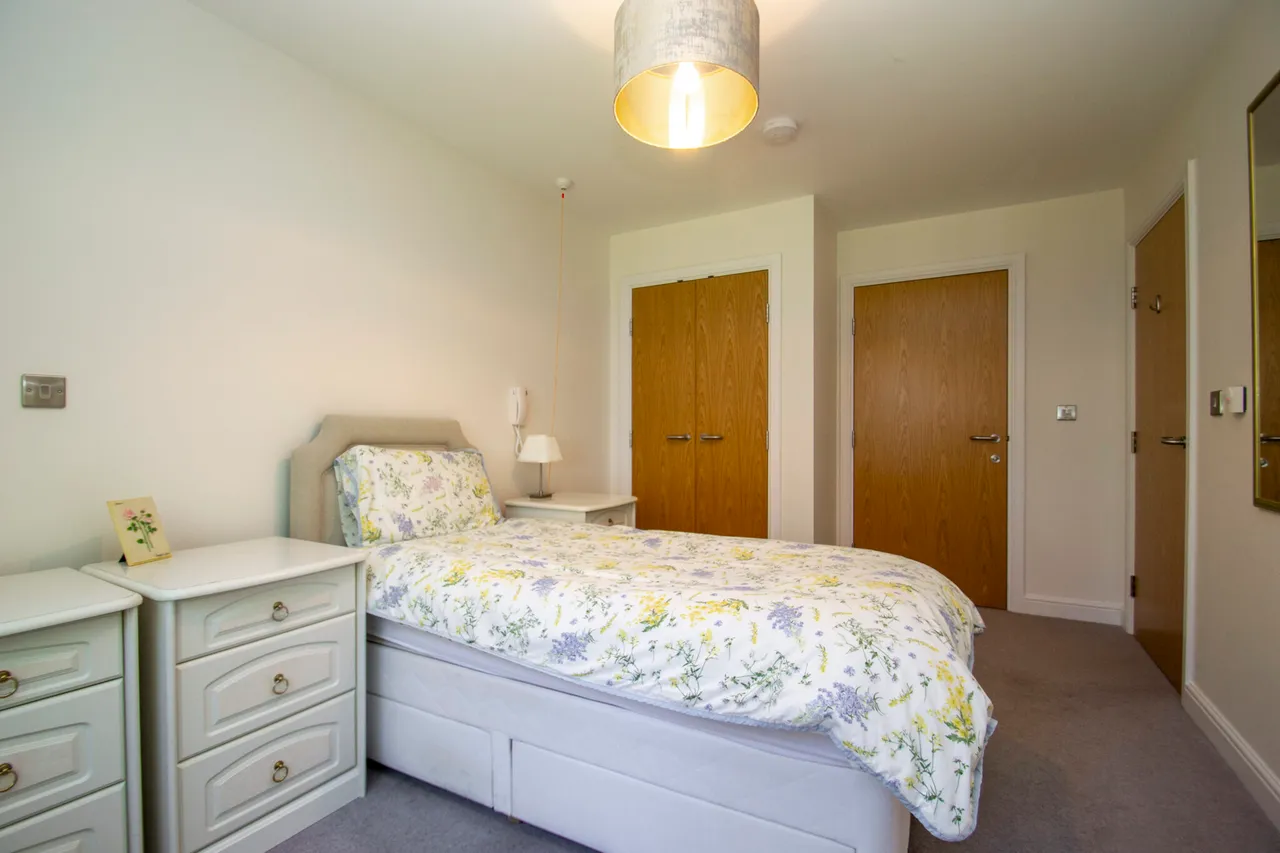 Eaves Court The Retreat, Princes Risborough, HP27, photo 5