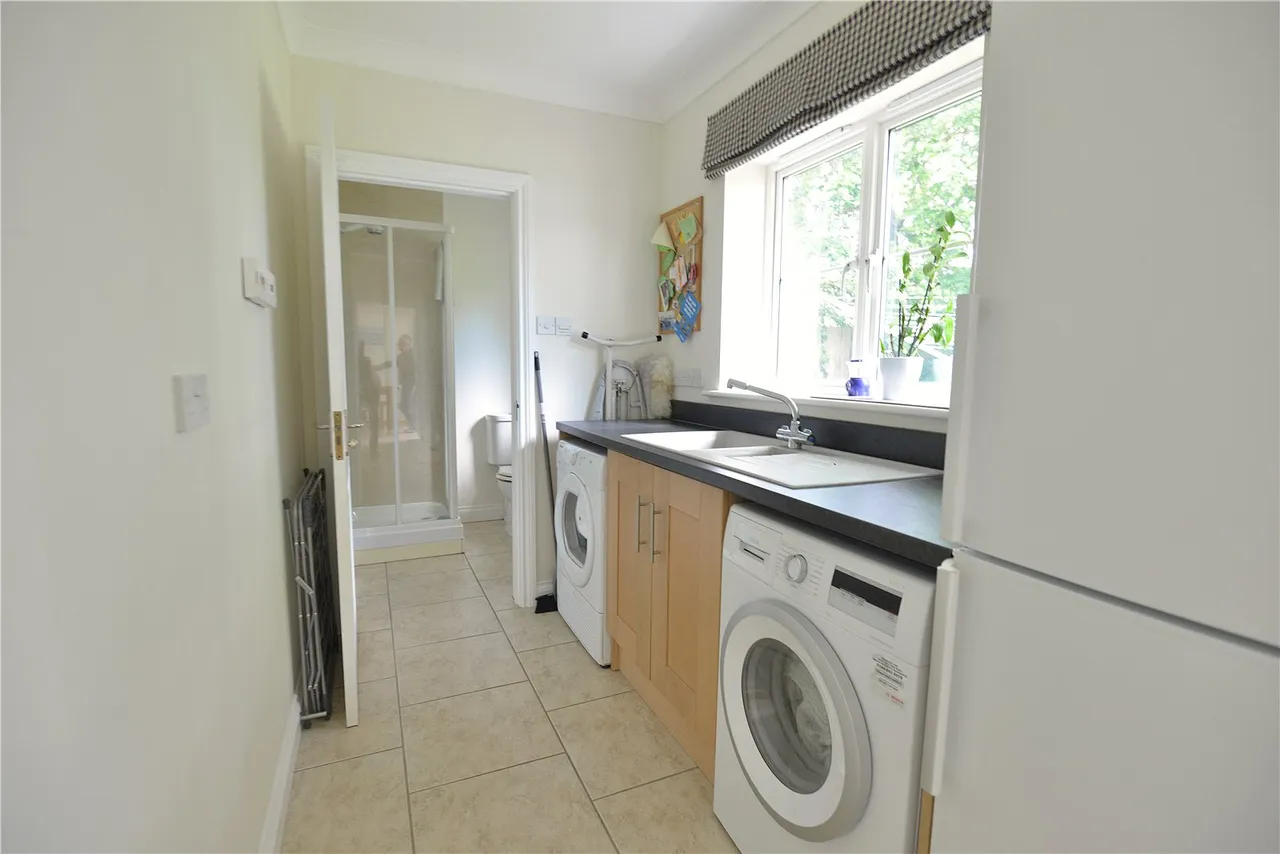 Quavey Road, Redlynch, Salisbury, Wiltshire, SP5 2HL, photo 10