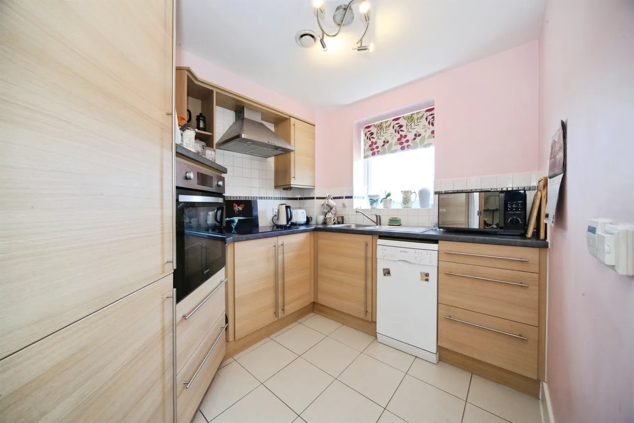 High Street North, Dunstable, LU6, photo 6