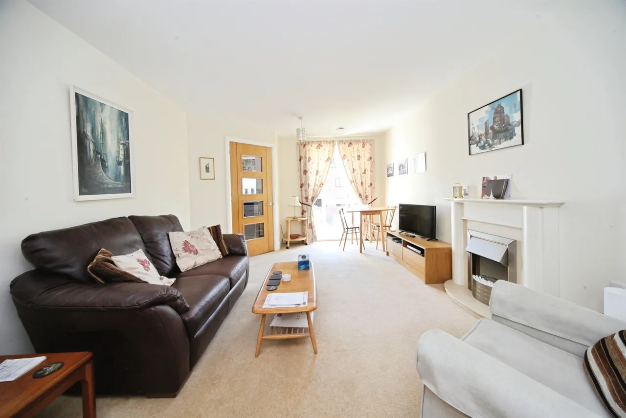High Street North, Dunstable, LU6, photo 4