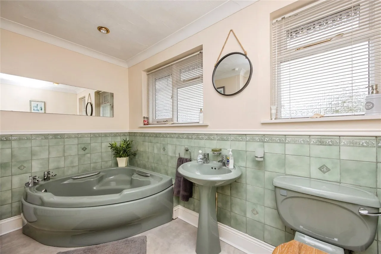 Whitestone Road, Bodmin, PL31, photo 13