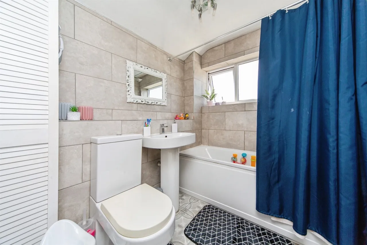 Deansfield Way, Elton, CH2, photo 15