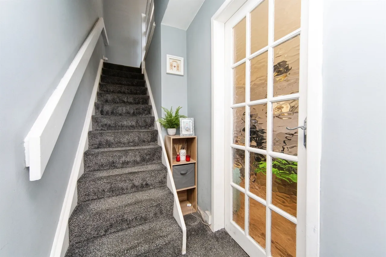Deansfield Way, Elton, CH2, photo 10